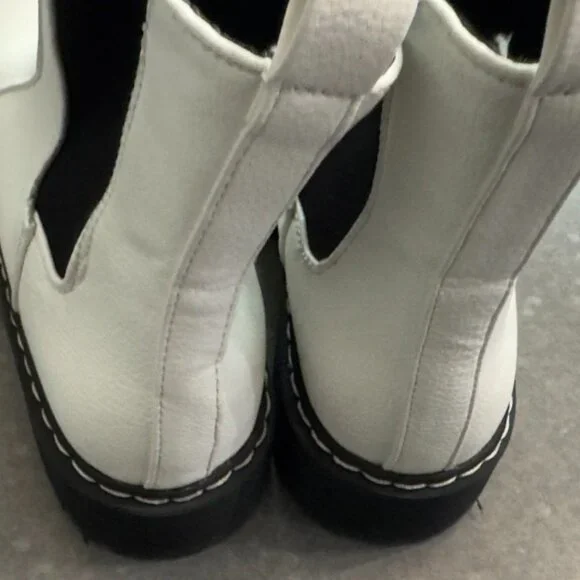 Sincerely Jules Boots - Picture 5 of 8